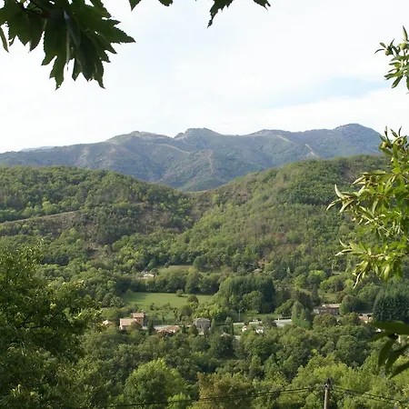 Ferienhaus Stunning, Detached On A Hill Saint-Pierre-de-Colombier